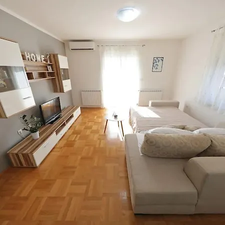 Appartement Luxury Petra With Private Pool