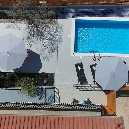 Appartement Luxury Petra With Private Pool