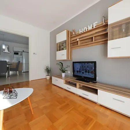 Appartement Luxury Petra With Private Pool