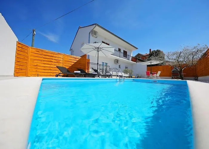 Luxury Petra With Private Pool * Задар