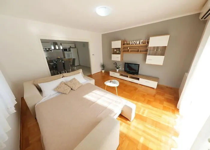 Luxury Petra With Private Pool דירה *